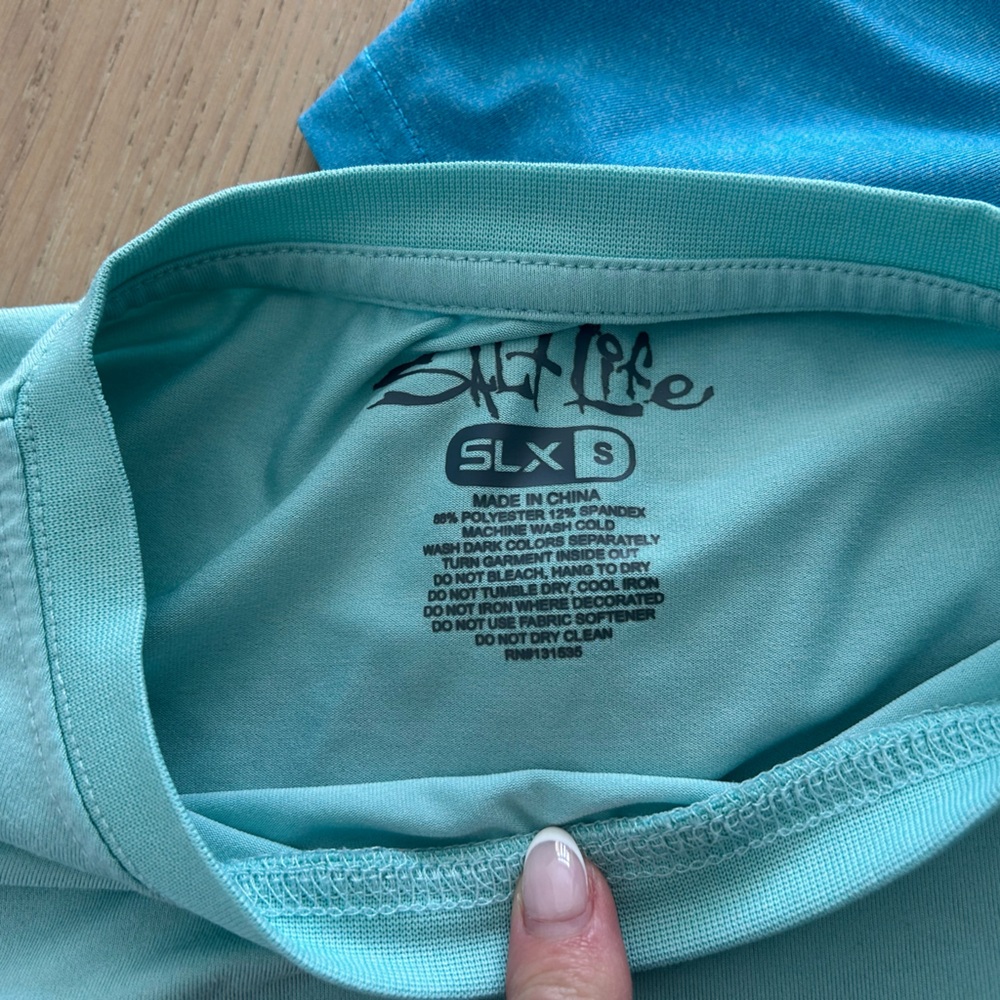 3 Salt Life Shirts - Small - Picture 3 of 10